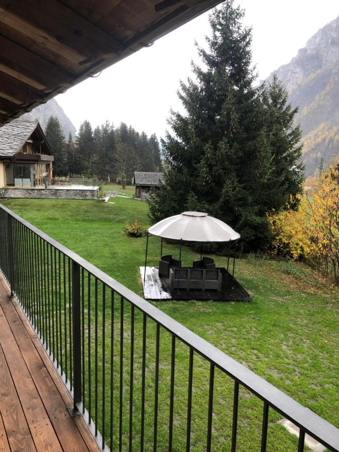 Appartamenti Vista Monte Bianco Courmayeur-Entreves Eksteriør billede